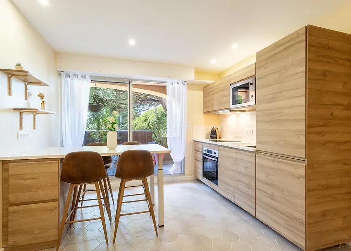 Appartement La Du Port Wifi/plages Hyères